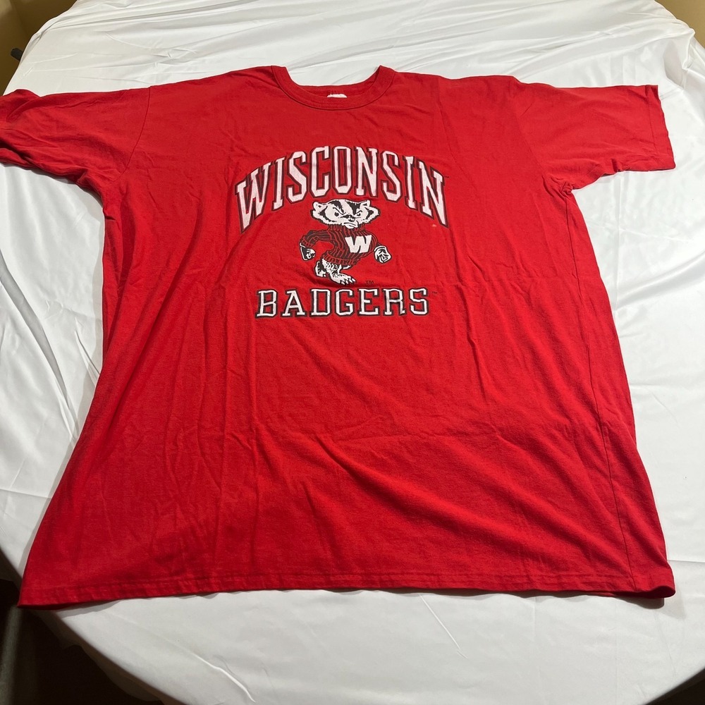Vintage Wisconsin Badgers Sleep Shirt One Size Red Bucky Badger Miss Diva USA